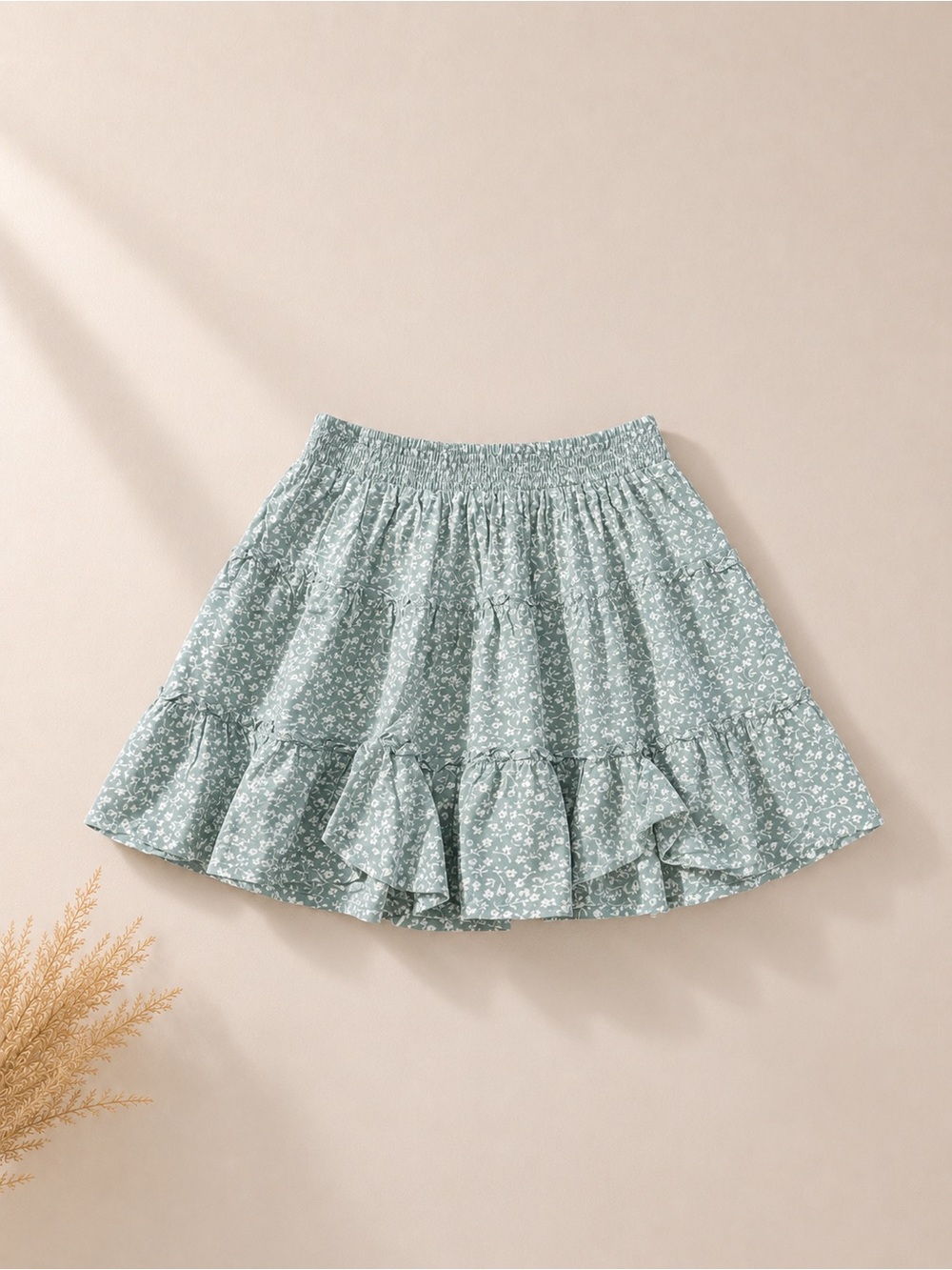 HOLLISTER - Floral Tiered Mini Skirt Ultra High Rise